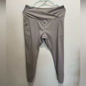 Danskin Light Gray / Nude Leggings